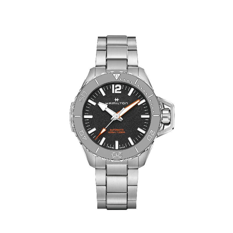 watches with solar power and durable design for eco-conscious users-Hamilton Khaki Navy Frogman Auto