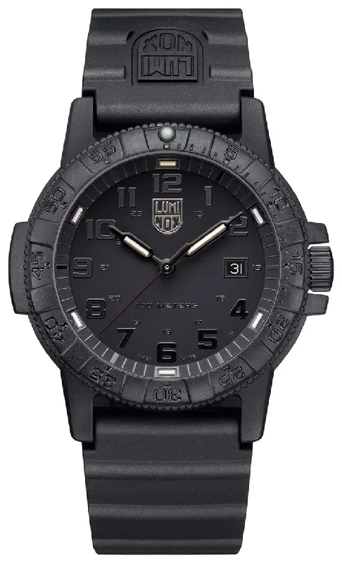 men’s watches with rubber strap for comfortable wear-Luminox Leatherback SEA Turtle Giant CARBONOX Black Dial Black Rubber Strap Date Quartz Mens Watch XS.0321.BO