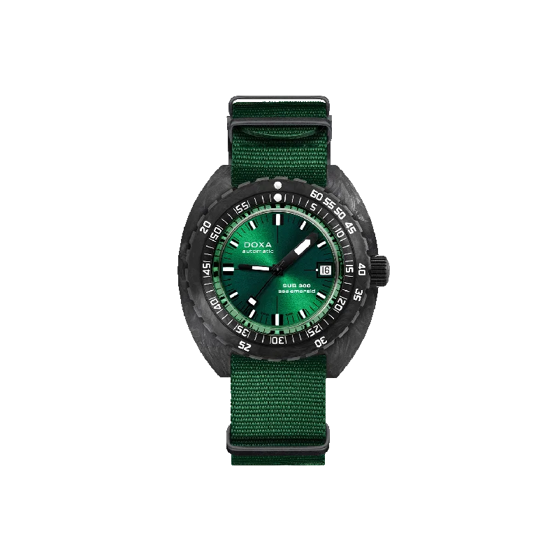 hybrid watches for men with fitness tracking and traditional design-DOXA SUB 300 Carbon Emerald